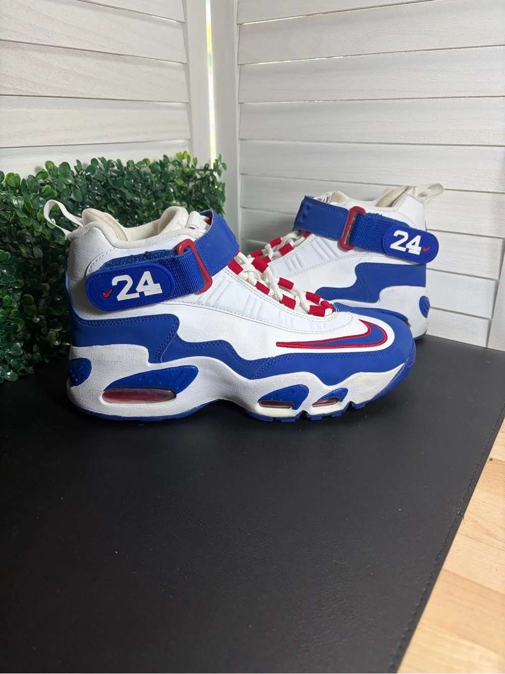 Nike Air Griffey Max 1 USA Blue White Red DX3724-100 Size 7Y Fits Women’s 8.5